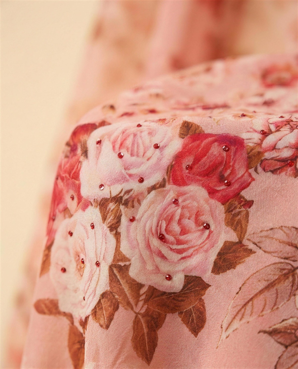 Blush Floral Print Saree, Detail