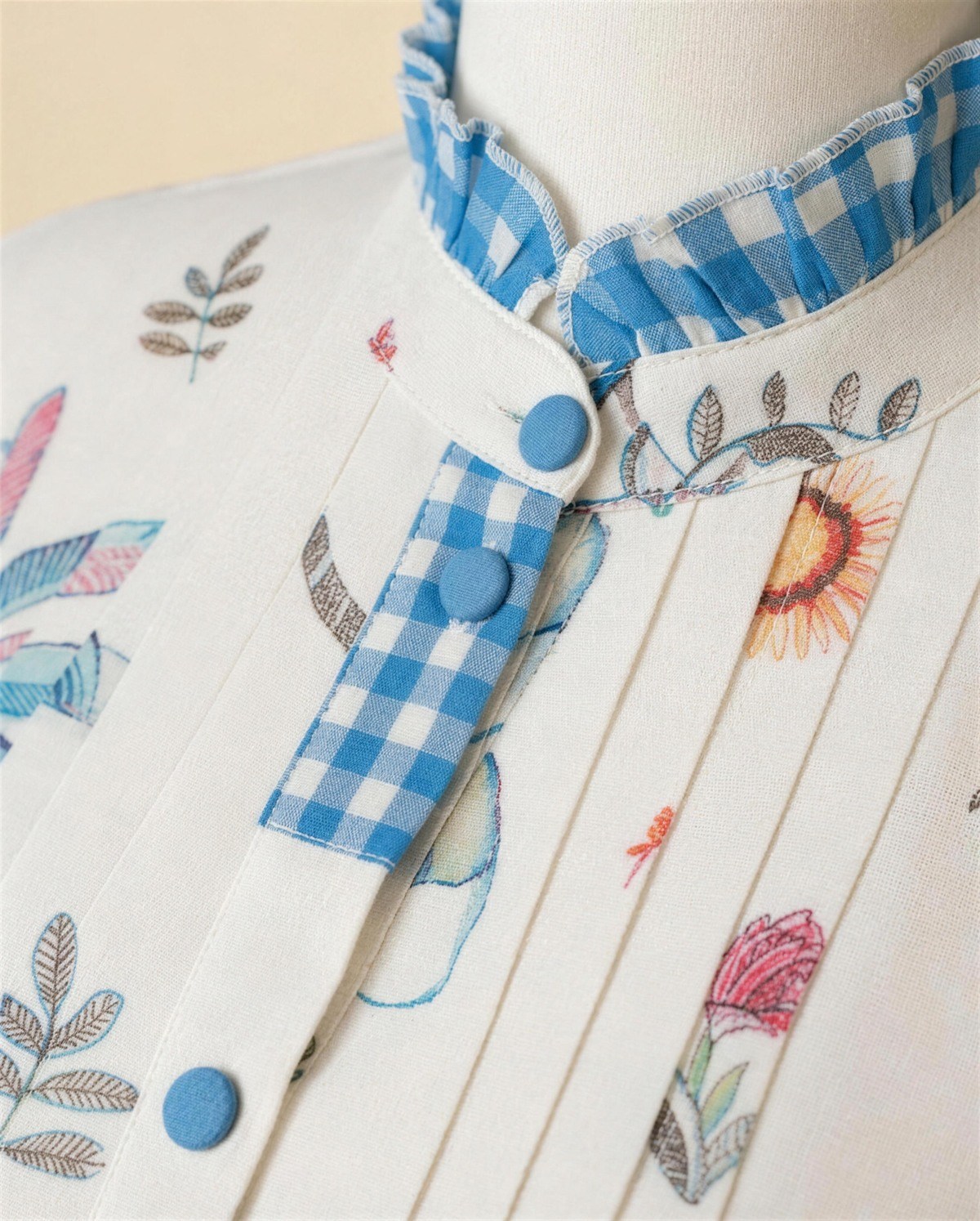 Ivory Blue Short Dress, Detail