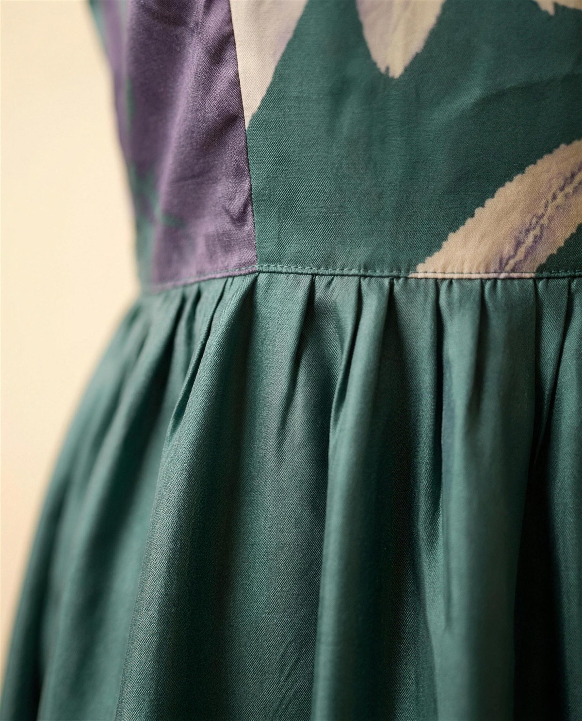 Teal Daisy Gown, Detail