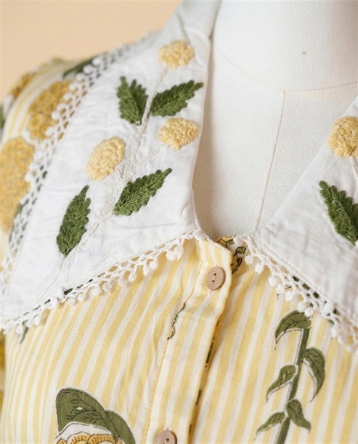 Yellow Striped Collar Dress, Detail